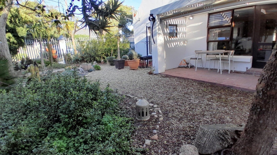 2 Bedroom Property for Sale in Durbanville Western Cape